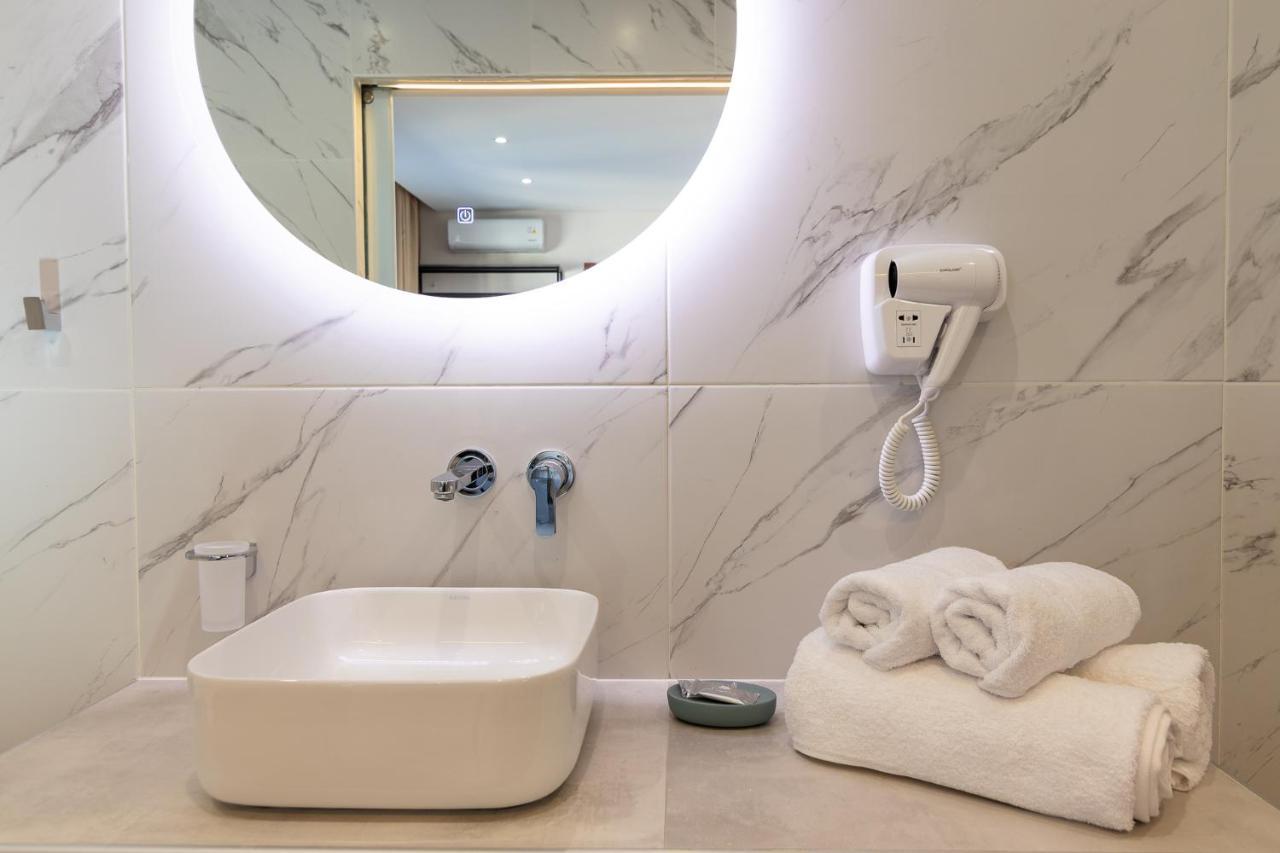 Dunlin Hotel Atene Esterno foto